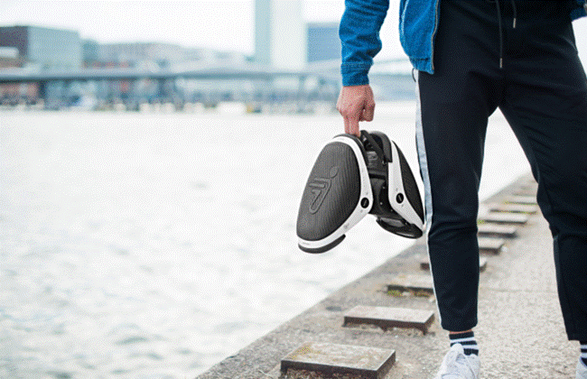 最時尚的代步運動新選擇－－ Drift W1 電子滑板鞋