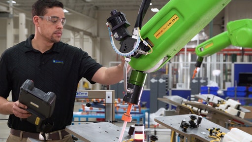 物流仓储行业工业可穿戴设备和机器人技术的8种趋势